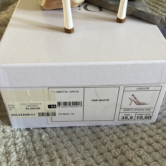 Stop and read ๐๐ฏ Authentic Dior heels Has been stolen by breaking in - Picture 3 of 3